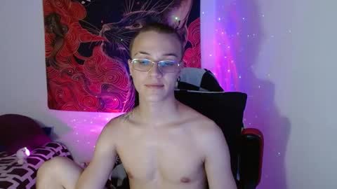 Oliver P online show from 5, 10, 2025