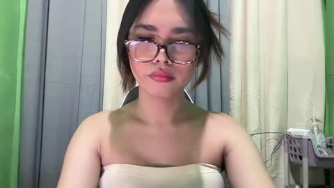Snapshot of im_ur_future_wife69 chatting on 22, 5, 2026 im_ur_future_wife69 online show from 22, 5, 2026