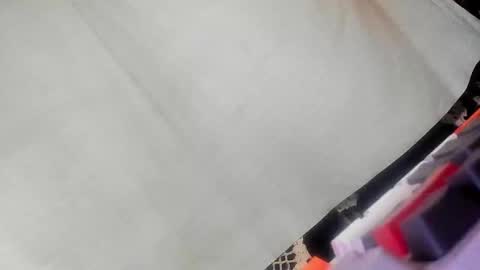 ella may online show from 27, 1, 2025