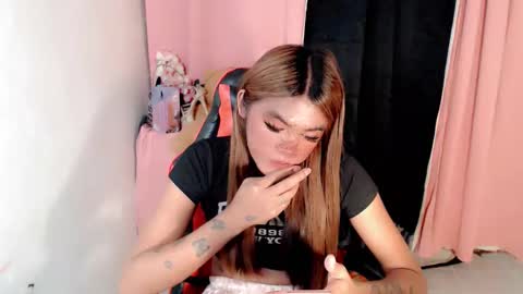 im_yourfairyannaxx online show from 25, 2, 2026