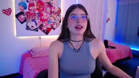 Snapshot of imchloe_ chatting on 17, 9, 2025 Chloe online show from 17, 9, 2025