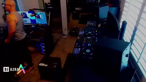 DJ Azra online show from 19, 12, 2025