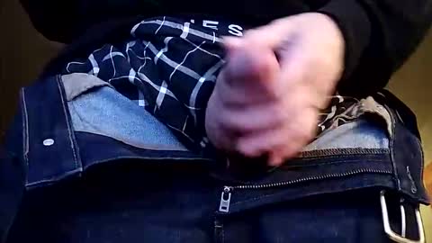 Iminyourroom online show from 15, 10, 2025