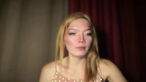 Mika online show from 8, 2, 2026