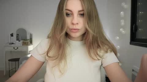 ImKeira online show from 2, 2, 2025