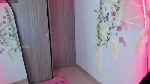 mia ---------  COL TIME online show from 17, 12, 2024