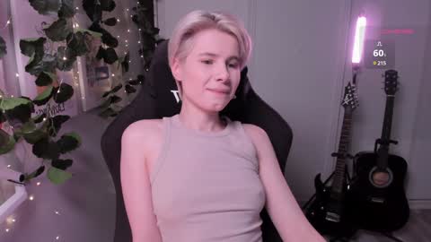 Mia online show from 3, 2, 2025