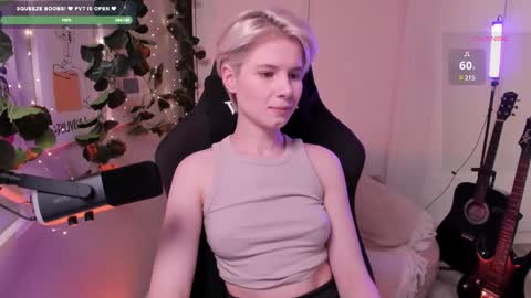 Mia online show from 9, 2, 2025