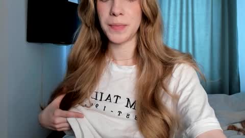 my name Imo  Fansly  online show from 18, 2, 2025