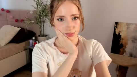 Snapshot of imogensy chatting on 24, 5, 2026 my name Imo Fansly online show from 24, 5, 2026