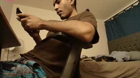 Daniel   thumb up me please its important Im new INDEPENDENT MODEL online show from 14, 7, 2026