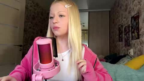 Lola online show from 24, 2, 2026