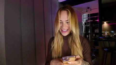 Snapshot of inannadelmar chatting on 15, 1, 2026 Inanna del Mar online show from 15, 1, 2026