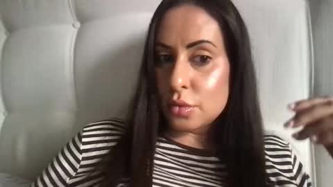 Snapshot of inbedwithlayla chatting on 13, 4, 2026 Layla online show from 13, 4, 2026