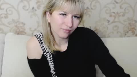 incredible_ariela online show from 28, 1, 2025