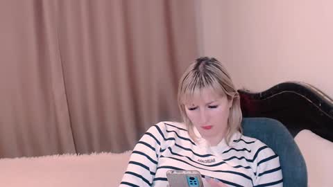 incredible_ariela online show from 2, 2, 2025