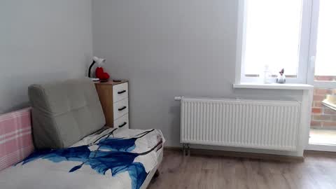 Snapshot of increible_della chatting on 8, 3, 2025 Della online show from 8, 3, 2025