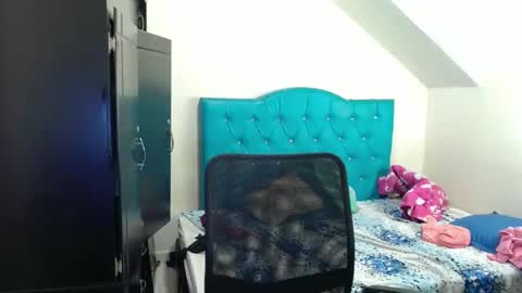 Snapshot of incubus_couple1 chatting on 16, 12, 2024 incubus_couple1 online show from 16, 12, 2024