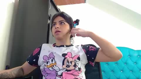 Snapshot of incubus_couple1 chatting on 25, 1, 2025 incubus_couple1 online show from 25, 1, 2025