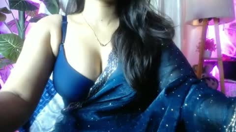 manisha online show from 25, 7, 2026