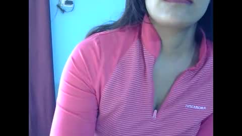 Snapshot of indiananu23 chatting on 18, 11, 2025 indiananu23 online show from 18, 11, 2025