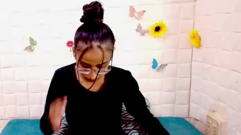 Snapshot of indianbootylicious1 chatting on 14, 1, 2026 nala online show from 14, 1, 2026