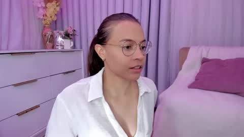 Snapshot of indiancutie_ chatting on 5, 2, 2026 MIA online show from 5, 2, 2026