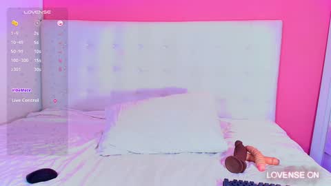 LITTLE AINHOA  online show from 5, 12, 2024