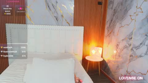 LITTLE AINHOA  online show from 12, 12, 2024