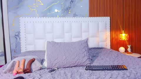 LITTLE AINHOA  online show from 12, 2, 2025