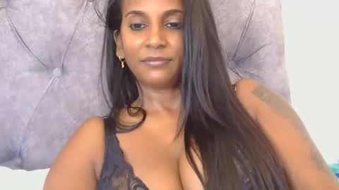 Snapshot of indianjasmin chatting on 4, 3, 2026 priya online show from 4, 3, 2026