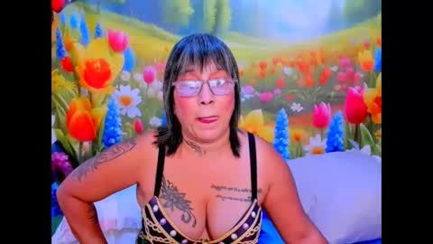Snapshot of indianroxy27 chatting on 9, 5, 2026 indianroxy27 online show from 9, 5, 2026