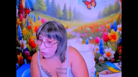 Snapshot of indianroxy27 chatting on 11, 5, 2026 indianroxy27 online show from 11, 5, 2026