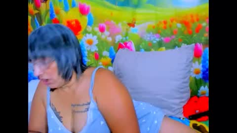 Snapshot of indianroxy27 chatting on 9, 6, 2026 indianroxy27 online show from 9, 6, 2026