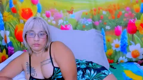 indianroxy27 online show from 28, 6, 2026