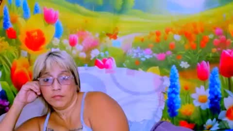 indianroxy27 online show from 15, 7, 2026