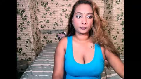 Snapshot of indiansecretlove20 chatting on 6, 1, 2025 goddess online show from 6, 1, 2025