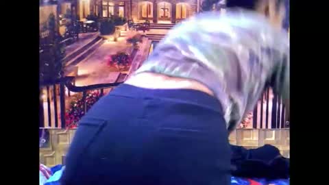 indiansexybutt4u2luv online show from 25, 4, 2026