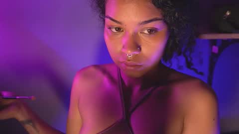 Snapshot of indicasatan chatting on 8, 10, 2025 Indicasatan online show from 8, 10, 2025