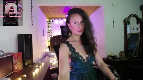 Snapshot of indigo_sativa chatting on 30, 9, 2025 Indigo Wild  online show from 30, 9, 2025