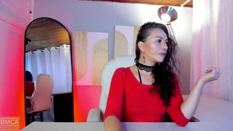 Snapshot of indigo_sativa chatting on 19, 10, 2025 Indigo Wild  online show from 19, 10, 2025