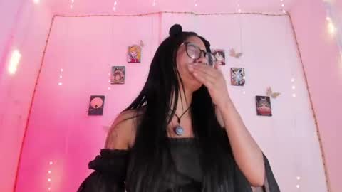 Luna  online show from 25, 6, 2026