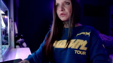 InesDesire online show from 7, 1, 2025