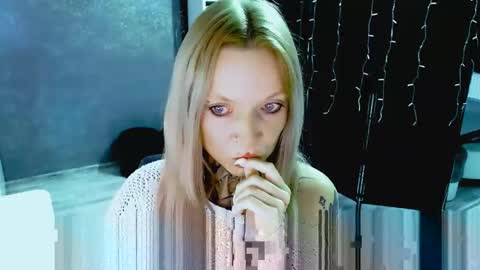 InesDesire online show from 24, 9, 2025