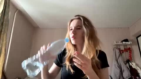 Sofia online show from 15, 6, 2026