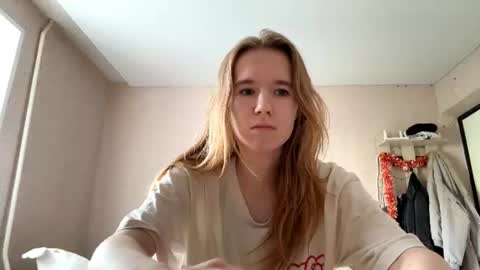 Snapshot of inespacheco chatting on 2, 7, 2026 Sofia online show from 2, 7, 2026