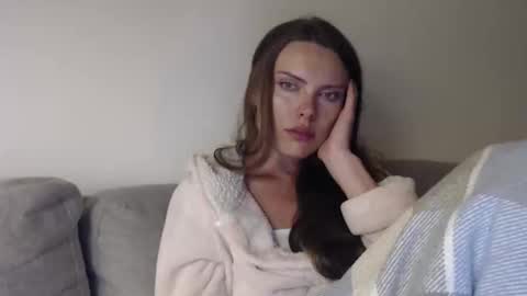 Sweet girl online show from 27, 4, 2026