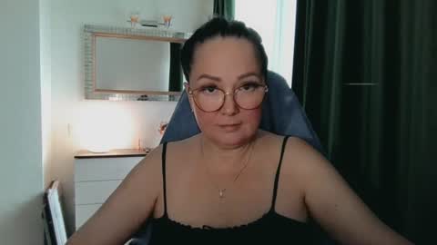 Snapshot of infinity_loveliness chatting on 17, 7, 2026 Infinity online show from 17, 7, 2026