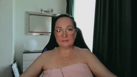 Snapshot of infinity_loveliness chatting on 26, 7, 2026 Infinity online show from 26, 7, 2026