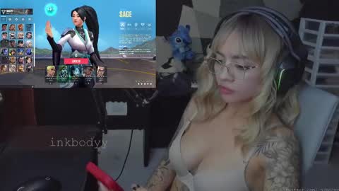 Dayana  online show from 8, 3, 2025